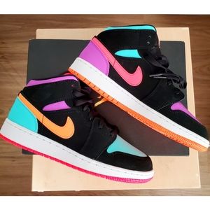 Air Jordan 1 Mid GS Candy, Size 6.5Y